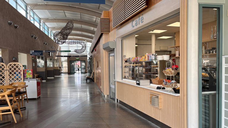 Café i entrén till Norrtälje sjukhus.