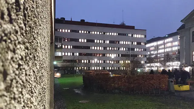 Maria sjukhus på kvällen.