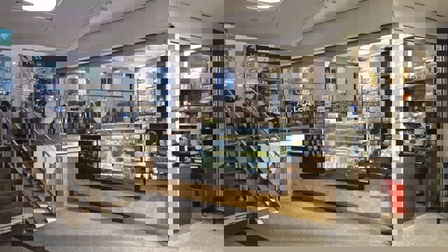 Cafe vid entrén till Maria sjukhus.