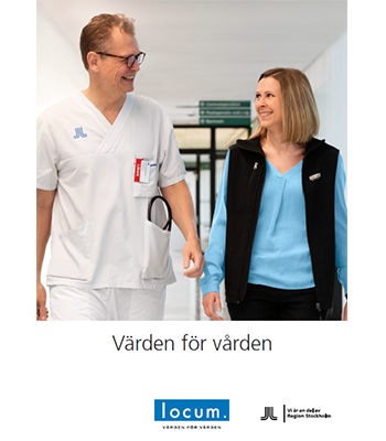 Framsidan på Locums informationsbroschyr Värden för vården som visar en man och en kvinna som pratar med varandra. 