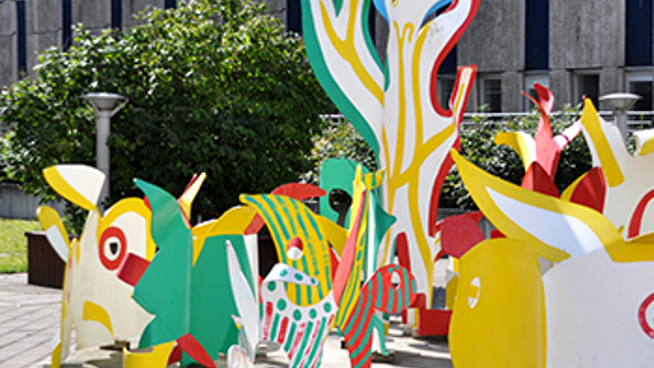 Konstverket Hej Patient vid Karolinska Universitetssjukhuset i Huddinge. 