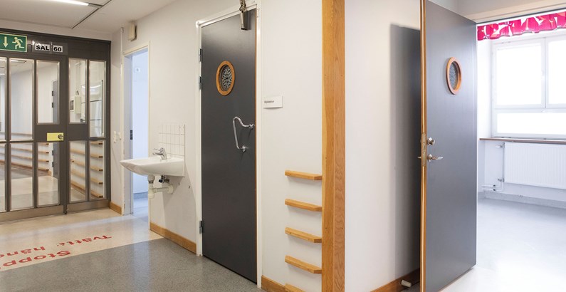 Tom vårdlokal vid Karolinska Solna.