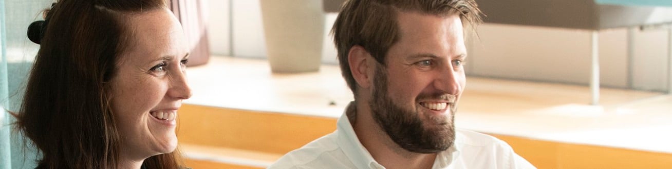 Två medarbetare på Locum.